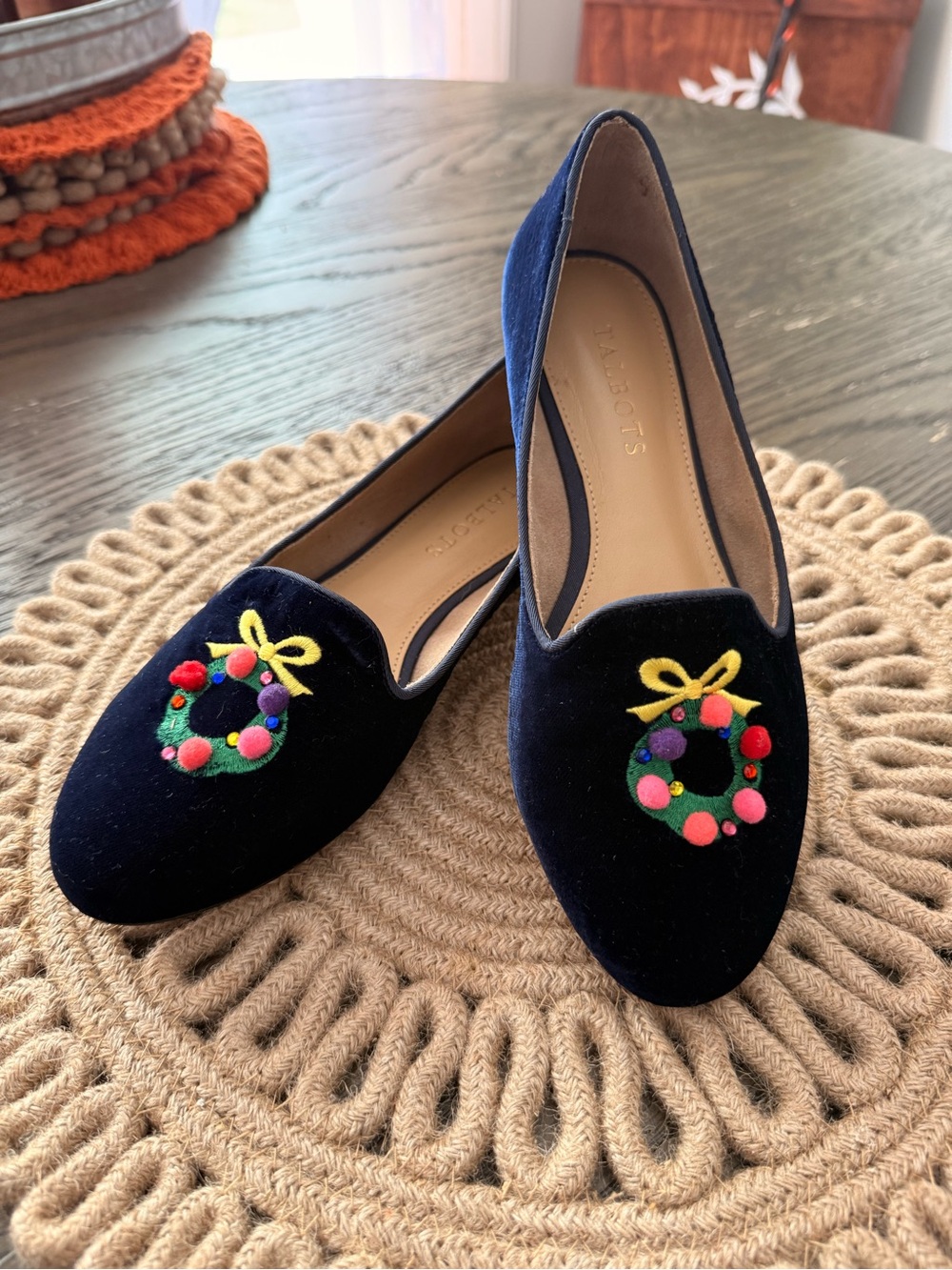 Talbots Indigo Blue Ryan Velvet Holiday Christmas Wreath Flats Sz 6M